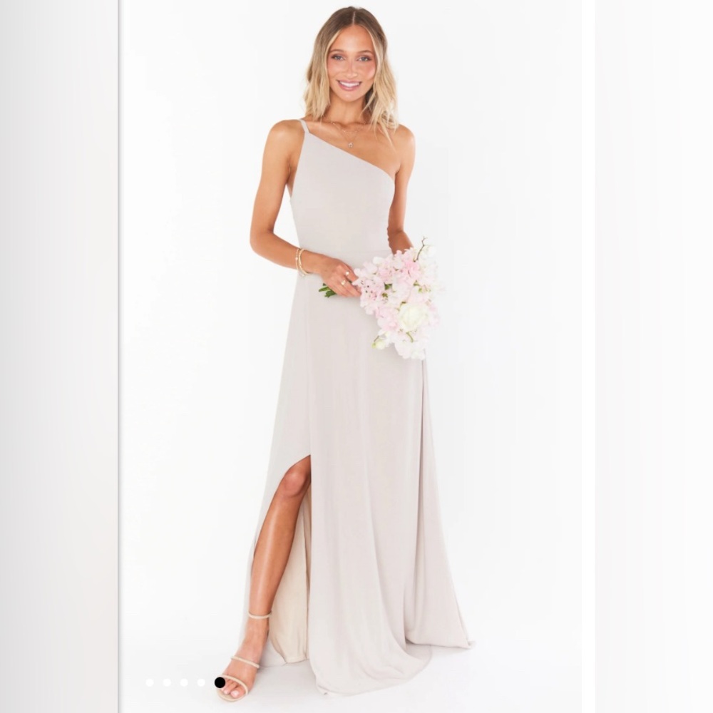 Show Me Your MuMu Shannon One Shoulder Dress ~ Show Me the Ring Crisp